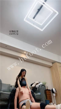 025012ei7xt74hz939300u.jpg