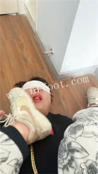 014122zbz9oqyv94dz8099.jpg