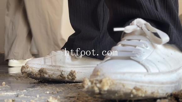 120638f4pophaqayy8pyhn.jpg