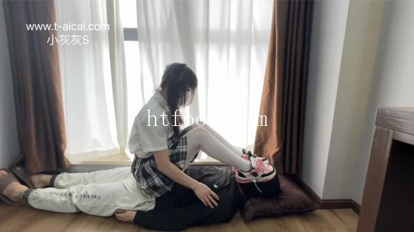 102419h5gxq93y7w47hby5.jpg