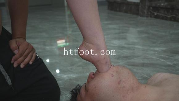 181056fg6hb5l9qa1ab59m.jpg