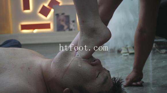 181058whhv7w8zcc7ghx7h.jpg