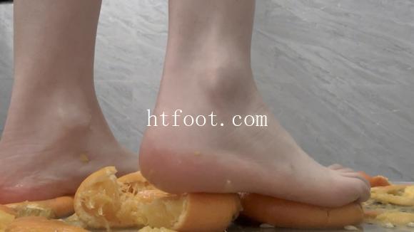 112246b080bbz0p0lny30i.jpg