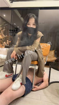 041130dq58q5t5838tsm81.jpg
