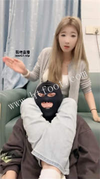 041505sbd0z5ttuedawbb8.jpg