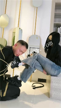 030538phhfvkw8gff2bwbf.jpg