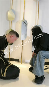 030538li6yf64bj8t5t48i.jpg