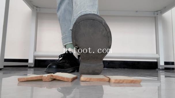 111008xtc9mk7eo9n7c3nq.jpg