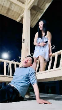 022130afp0bj0lron0ppbb.jpg