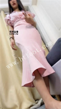 011839cgyvi2162v0eet1t.jpg
