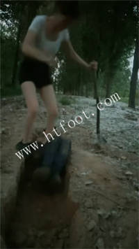 074027vd68m168vvgzmsdq.jpg