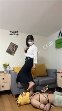 075545hm5y6885mzg3omoj.jpg