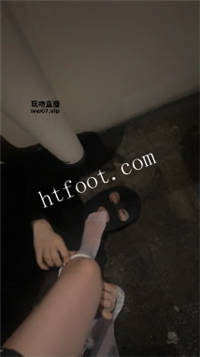 095606ljl6l58dffdbafub.jpg