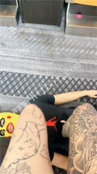 124750i734yocalgy2yqz7.jpg