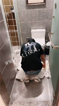 132058b81m6ei2mpwejire.jpg