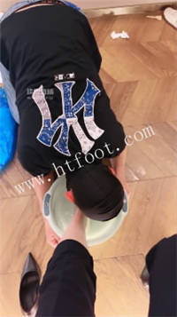 132133d06dmw6wqjg9j9wq.jpg