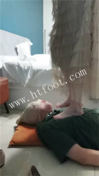 123027eggps6qh6556jd6v.jpg