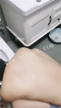 152647c5vz7nm2jzhnqvom.jpg