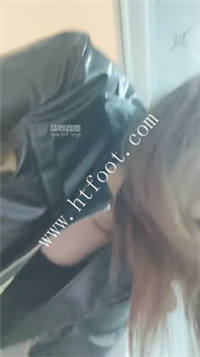 180356trakz6rfsq1r12i2.jpg