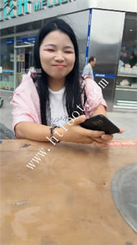 180430kxrto83jhxwew3x3.jpg