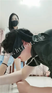 055746eh6ytohyrp030rzp.jpg