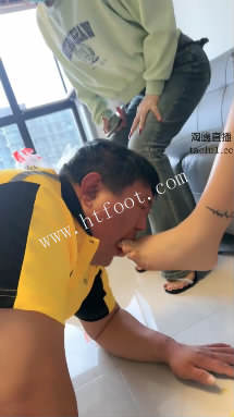 144712uyibiib1lg5hfhlv.jpg