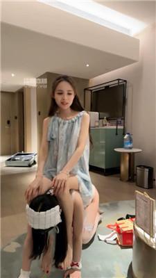 p05d21re4s4.jpg