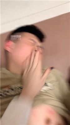 4lou0beal1x.jpg
