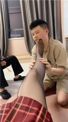 gck2jrod50v.jpg
