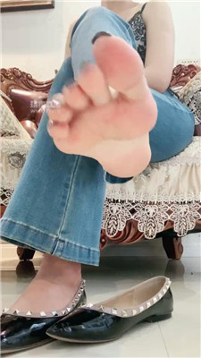 4abpjyokher.jpg