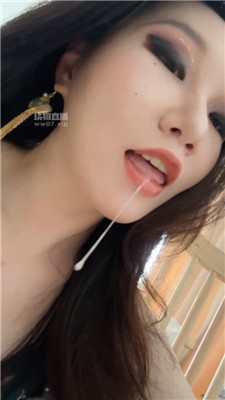 p01f2eeqoe4.jpg