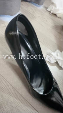 133238dey4r1zt17q1777d.jpg