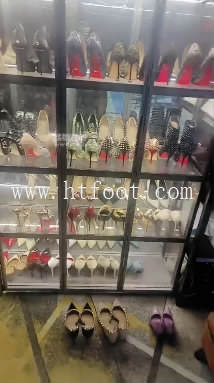 140554tfoq4ouq5ozsuook.jpg