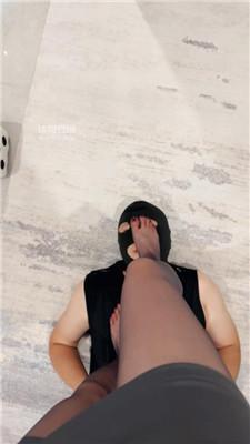 ry54bi2m3pb.jpg