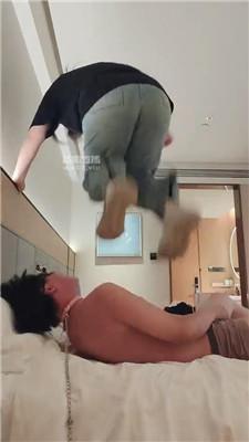emuck3ihzq5.jpg