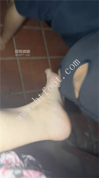 040109uchm3r5gmsrckcsc.jpg