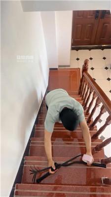 wgc1hyv3l52.jpg