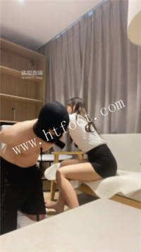 051412nuj1pd677p18c149.jpg