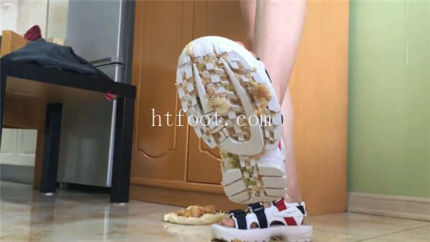 114312s5che1xt6jhkrc5j.jpg