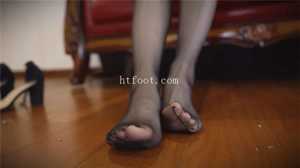 104927n1vsb4n67jj9nu7m.jpg