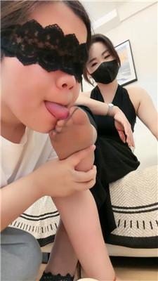 m01oe5rj2i0.jpg
