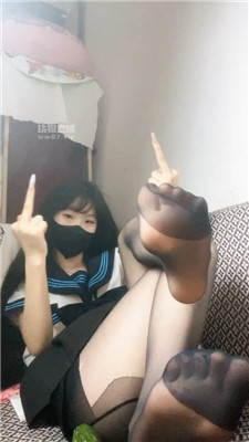 tancsuxvv5t.jpg