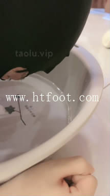 061052vwa90efzb9195fna.jpg