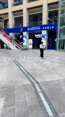 062725ujzr7hludj18h11x.jpg