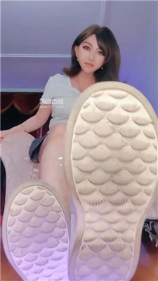 qnhi50o11pi.jpg