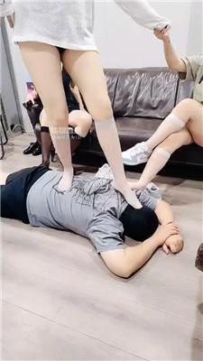 3220uobhy2k.jpg