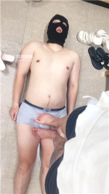 dzxfxs3todz.jpg