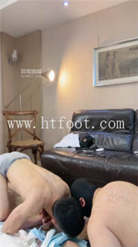 135029v5d3aoo3zh9jk9do.jpg