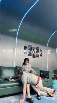 135211t9i27rr7xxjr7cfn.jpg