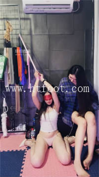135801mh8ydhyh9h41hxc7.jpg